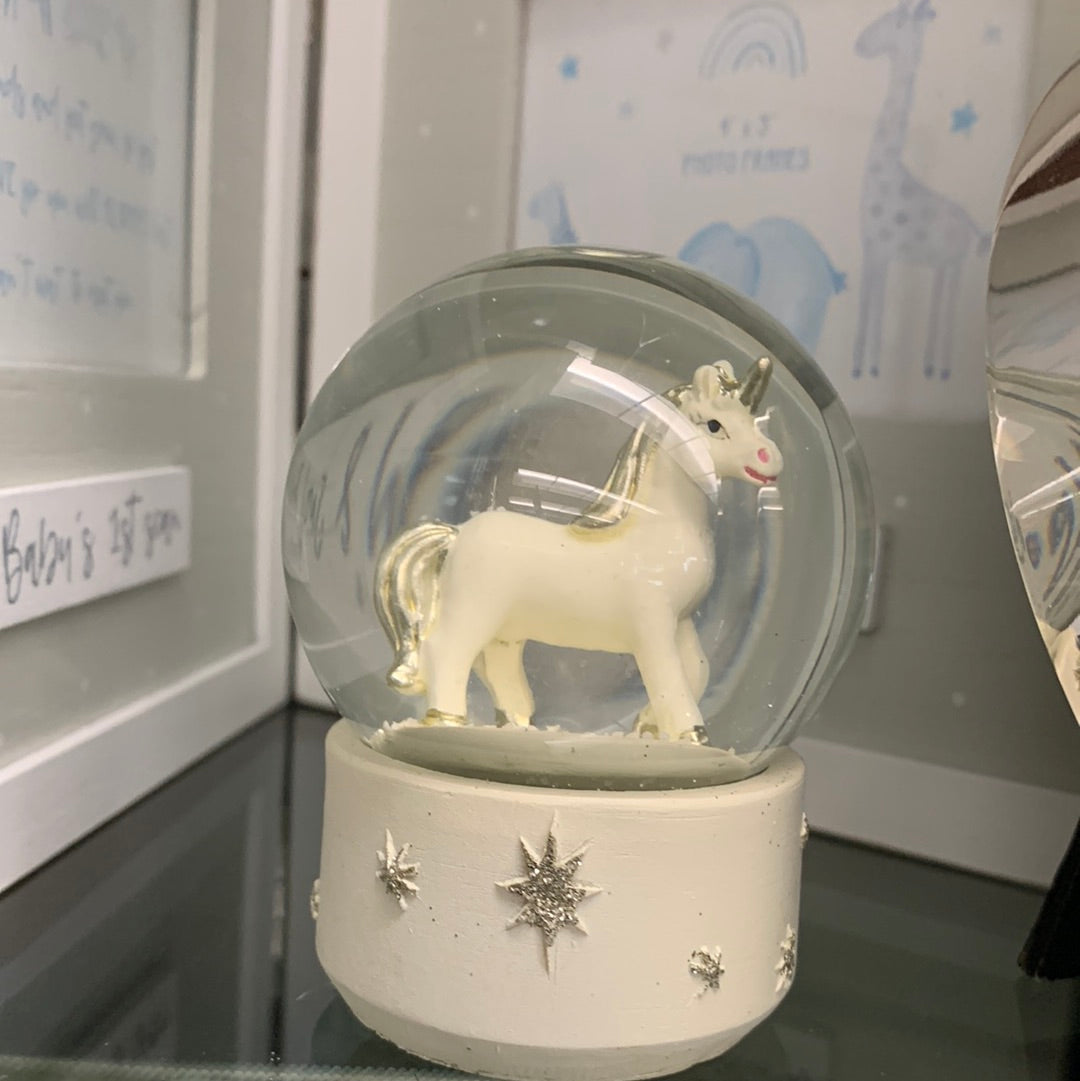 Unicorn Snowglobe