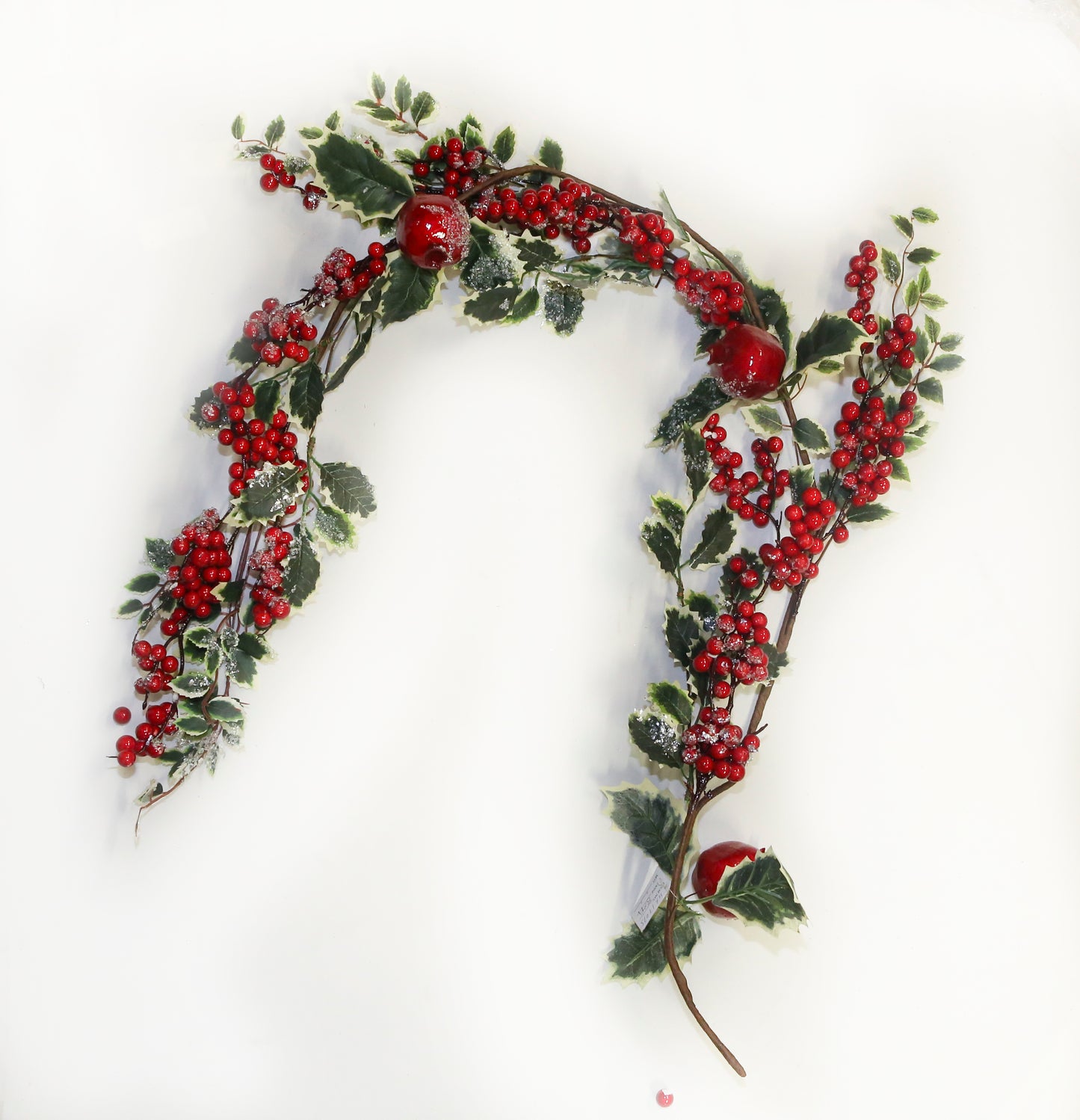 Garland Berries and Leaves